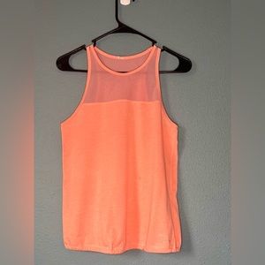 Sleeveless mesh contrast tank top